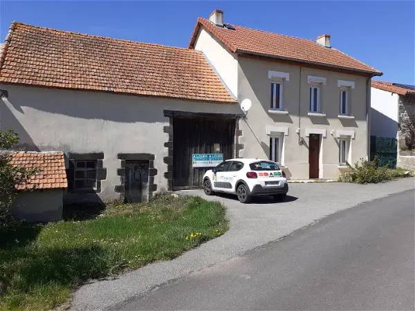 Maison à louer - CHATEL-GUYON, 4 pièces