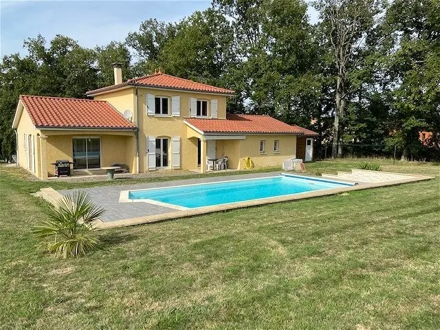 Maison à Saint-Nizier-sous-Charlieu