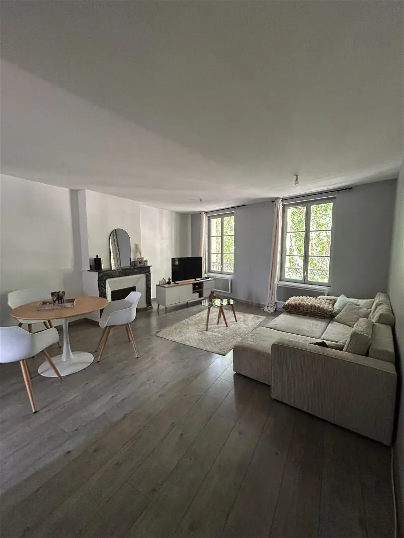 Appartement à Saintes