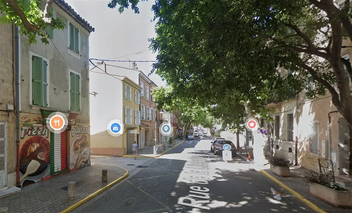 Studio à Puget-Ville