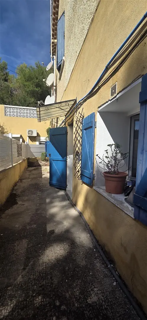 Appartement à Évenos