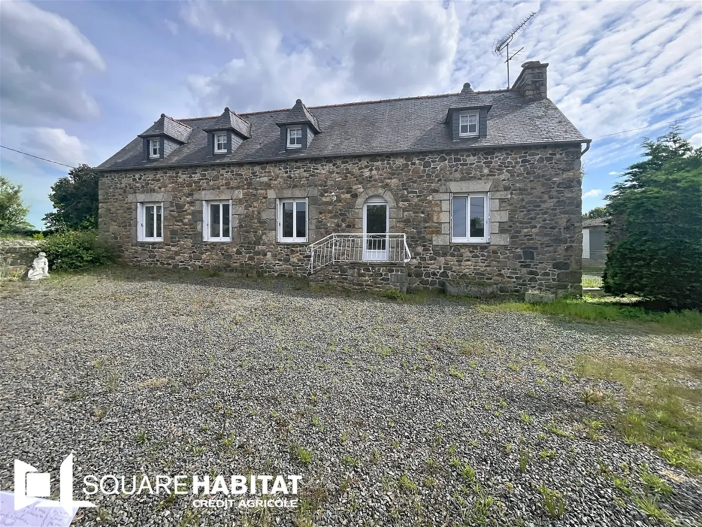 Maison à Saint-Gilles-les-Bois