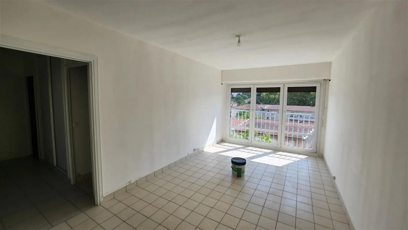 Appartement à Vénissieux