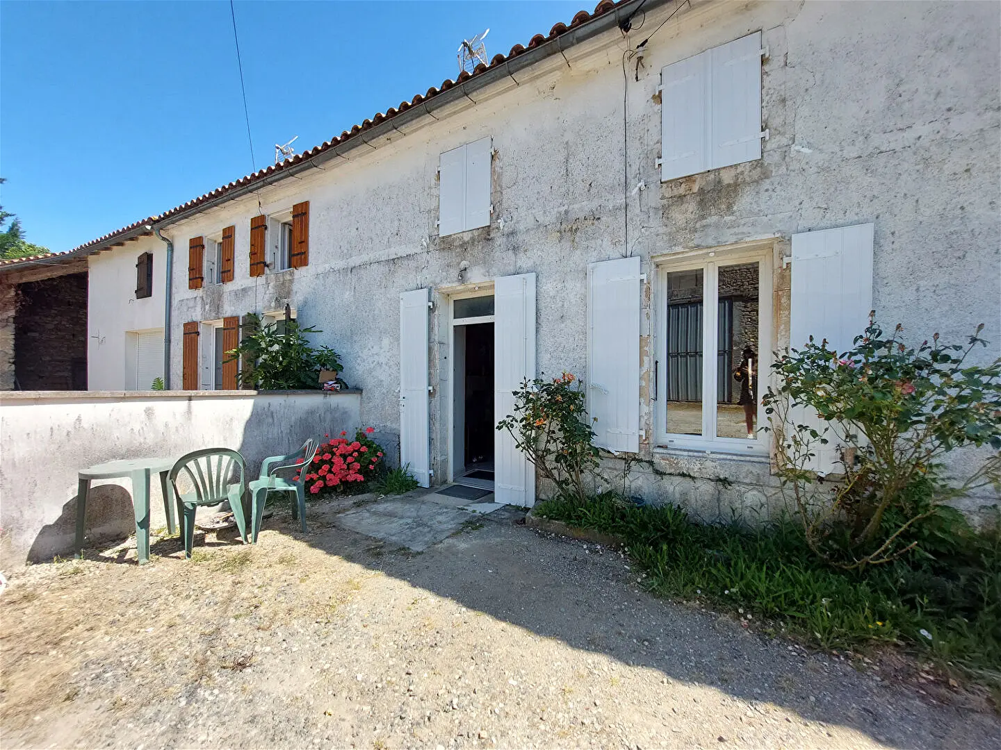 Maison à Écoyeux